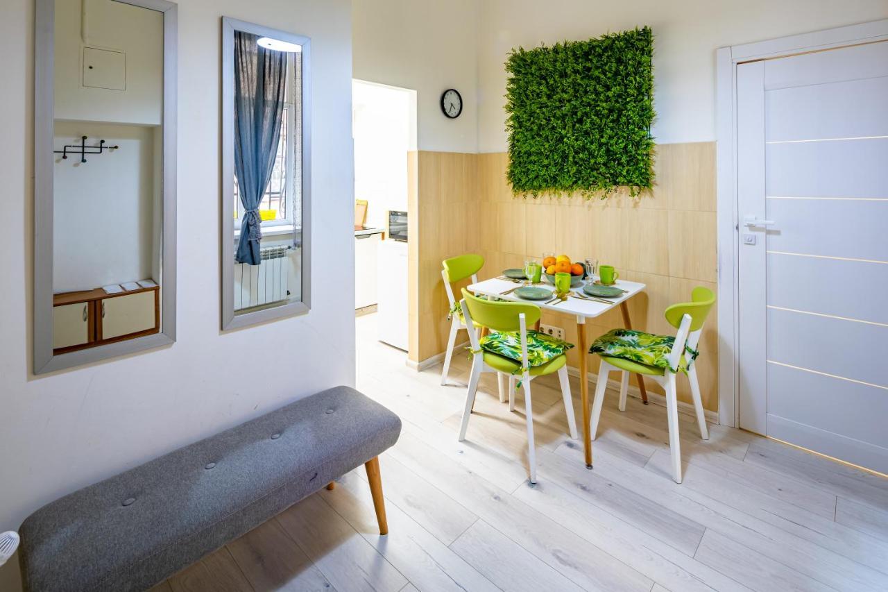 Bv Apartments Green Львов Экстерьер фото