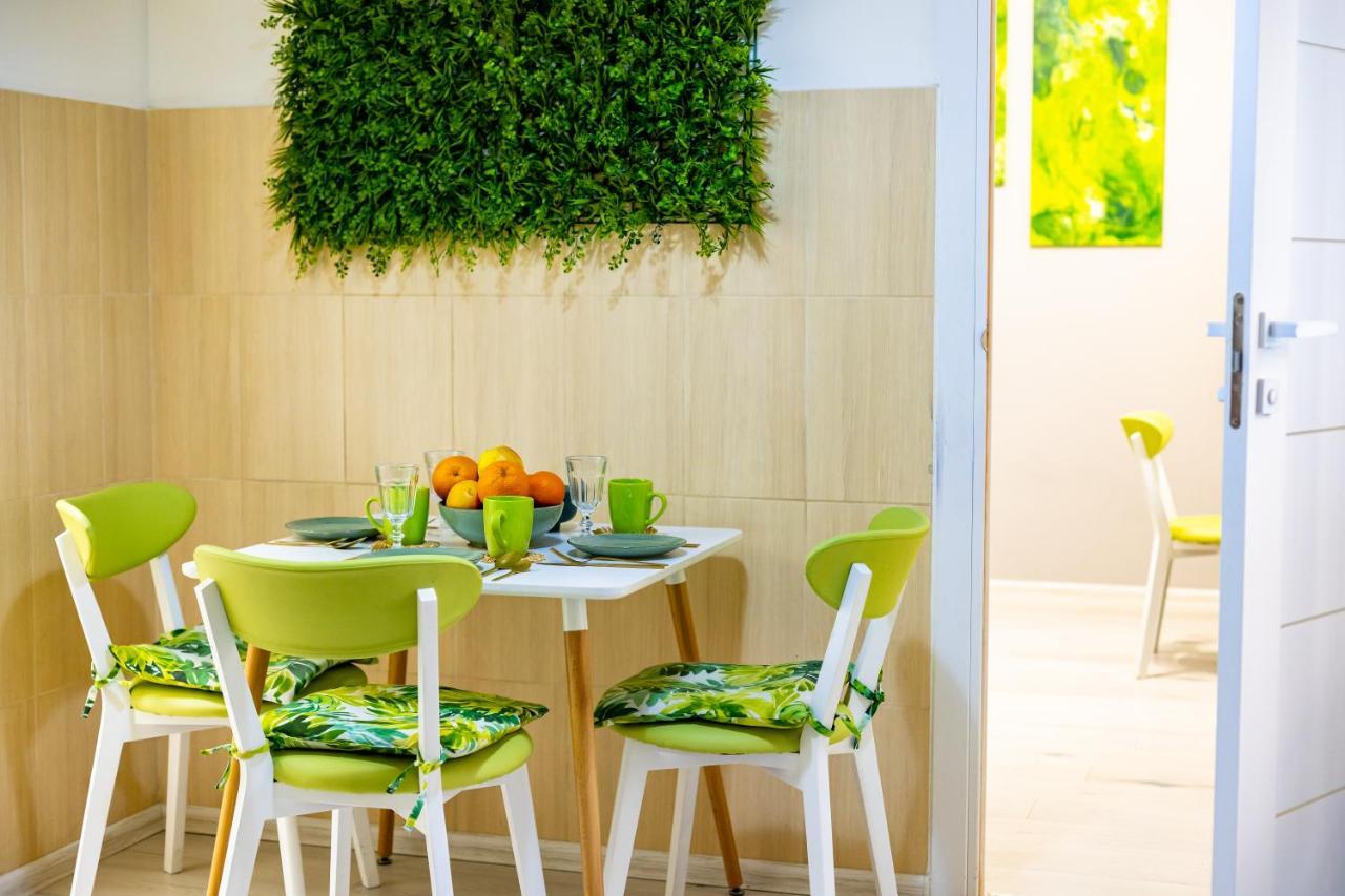 Bv Apartments Green Львов Экстерьер фото